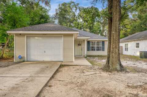 706 Brock Avenue, Crestview, FL 32539