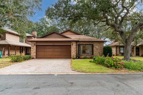 889 Shalimar Court, Shalimar, FL 32579