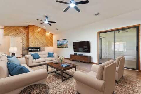 889 Shalimar Court, Shalimar, FL 32579