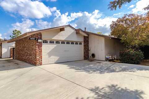 1695 Calimyrna Avenue W, Fresno, CA 93711