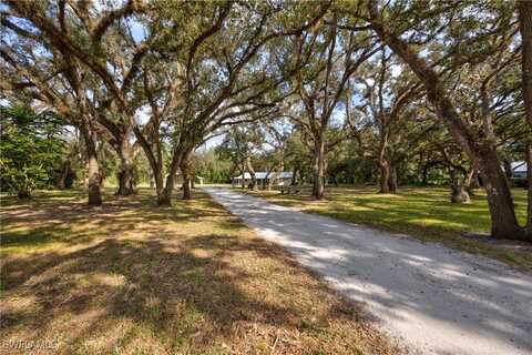 2360 Old N River Road, Labelle, FL 33935