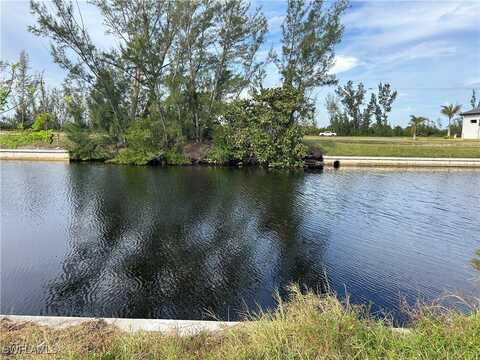 624 NW 39th Avenue, Cape Coral, FL 33993