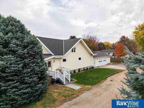 2004 Q Street, Aurora, NE 68818