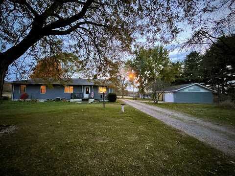 22111 Dutch Settlement Street, Cassopolis, MI 49031