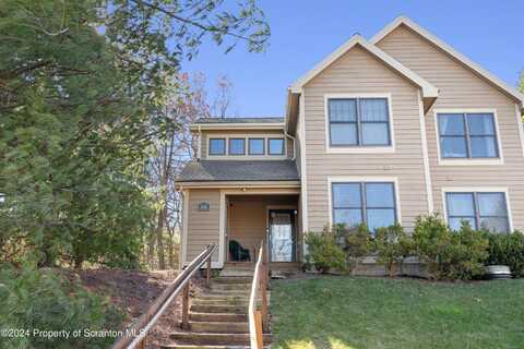 144 Pine Ct Court, Tannersville, PA 18372