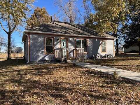 307 E 8th Street, Hamilton, MO 64644