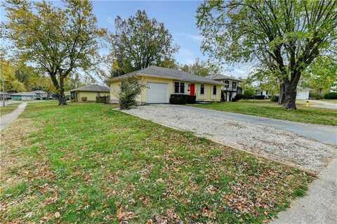 12000 Armitage Drive, Grandview, MO 64030