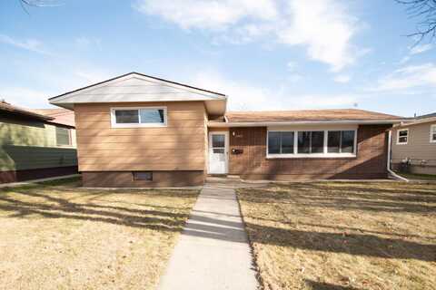 1607 Pine DR, Havre, MT 59501