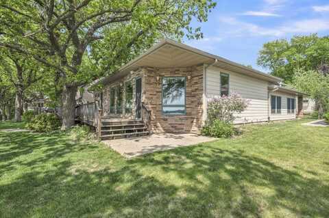 2513 1st Street, West Okoboji, IA 51351