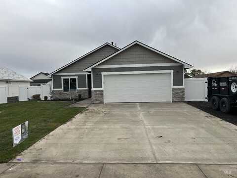 908 Sierra St, Vale, OR 97918