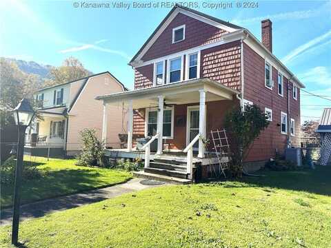 14 Walnut Court, Charlton Heights, WV 25040