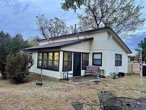 157 Cardinal Ln, Apache, OK 73006