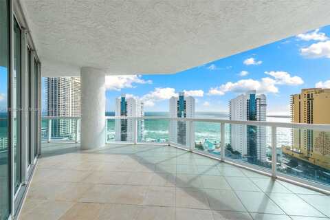 16400 Collins Ave, Sunny Isles Beach, FL 33160