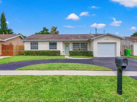 11461 NW 45th Pl, Sunrise, FL 33323