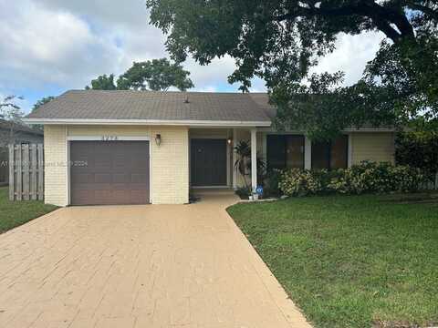 3273 NW 104th Ave, Sunrise, FL 33351