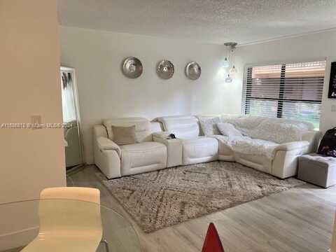 6735 W 26th Dr, Hialeah, FL 33016