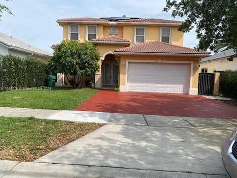 8767 NW 139th Ter, Miami Lakes, FL 33018