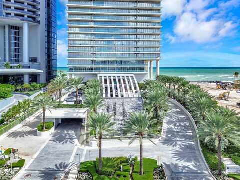 18501 Collins Ave, Sunny Isles Beach, FL 33160