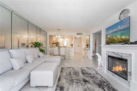 2030 S Ocean Dr, Hallandale Beach, FL 33009