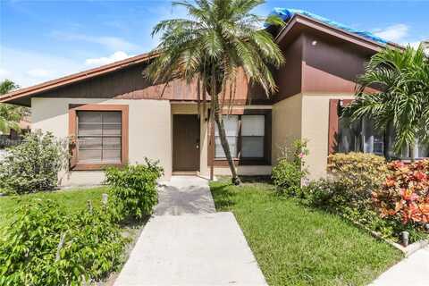 3774 Mil Pond Ct, Green Acres, FL 33463