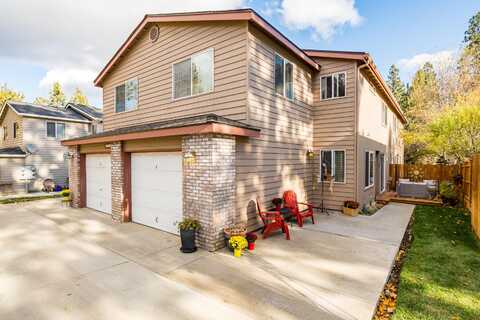 1222 NW Knoxville Boulevard, Bend, OR 97703