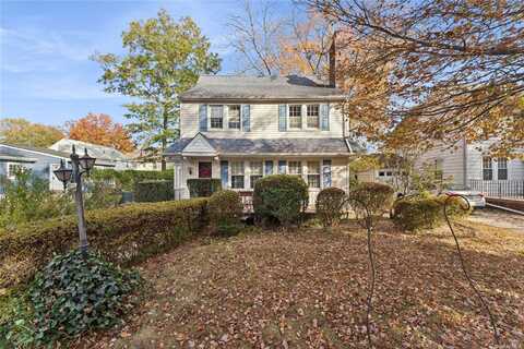 142 Elton Road, Stewart Manor, NY 11530