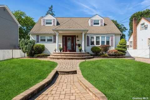 1615 Noble Street, East Meadow, NY 11554