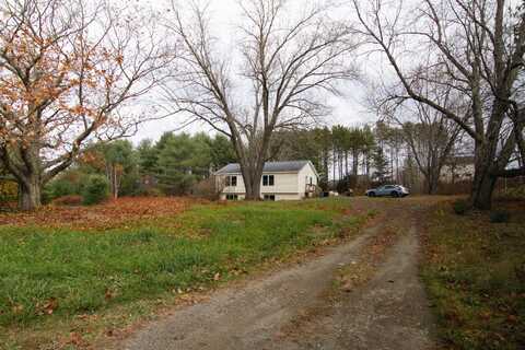 559 Main Road S, Hampden, ME 04444