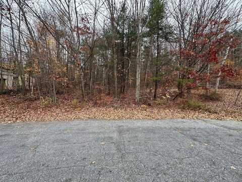 6 Butler Drive, Lewiston, ME 04240