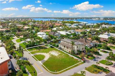 1585 Pelican, NAPLES, FL 34102