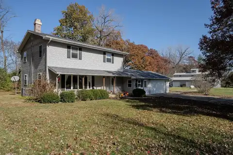 7773 Carl Springs Road, Wapella, IL 61777