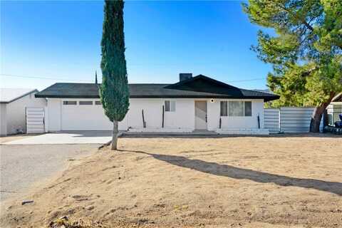 61601 Capilla Drive, Joshua Tree, CA 92252