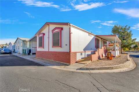 20843 Waalew Road, Apple Valley, CA 92307