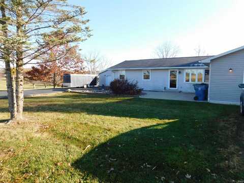 2770 N 825 E Road, Churubusco, IN 46723