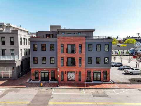 238 Deer Street, Portsmouth, NH 03801