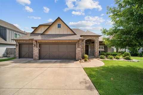 2616 E 136th Street S, Bixby, OK 74008