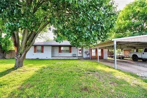 803 N Marshall, Kingston, OK 73439