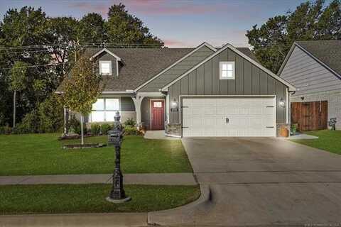 3720 S 12th Place, Broken Arrow, OK 74011