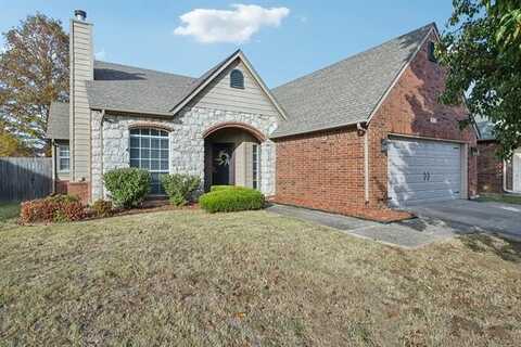 2912 W Lansing Street, Broken Arrow, OK 74012