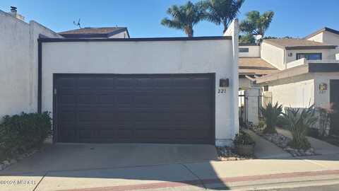 221 Marquis Place, Santa Maria, CA 93454