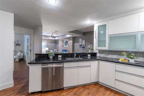 3845 Convent Street, Dallas, TX 75204