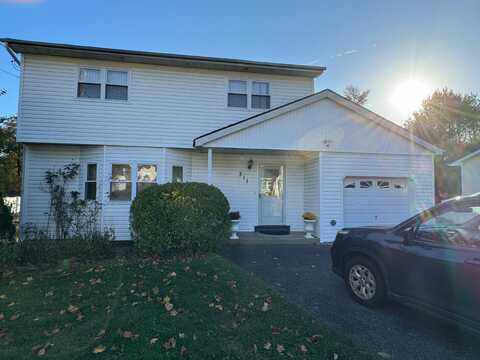 311 Concord, Dix Hills, NY 11746