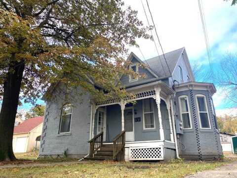 1107 Calhoun St, Chillicothe, MO 64601