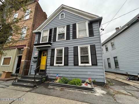 215 Front Street, Schenectady, NY 12305