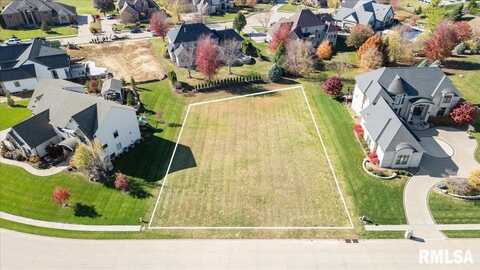 6192 EAGLE RIDGE Road, Bettendorf, IA 52722