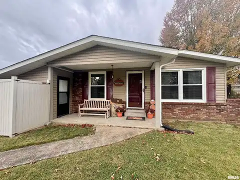 521 S 5TH Street, Herrin, IL 62948