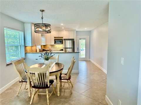 49 Woodland Drive, Vero Beach, FL 32960
