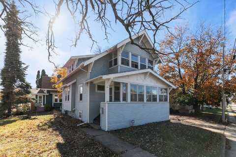 603 W SOUTH PARK Avenue, OSHKOSH, WI 54902