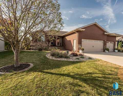 7813 W Kelsey Cir, Sioux Falls, SD 57108