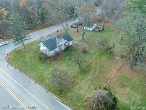 5181 N MILFORD Road, Highland, MI 48356
